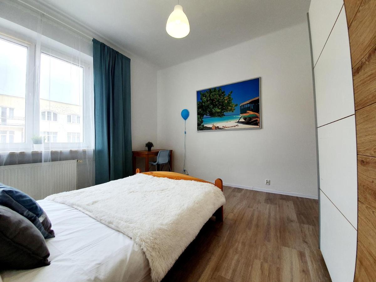 Pokoje Na Swietojanskiej Gdynia Esterno foto
